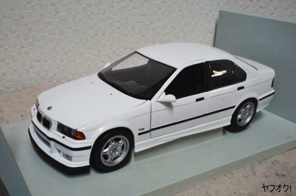 即納！最大半額！】 1/18 Saloon M3 E36 BMW UT ミニカー 3シリーズ 白