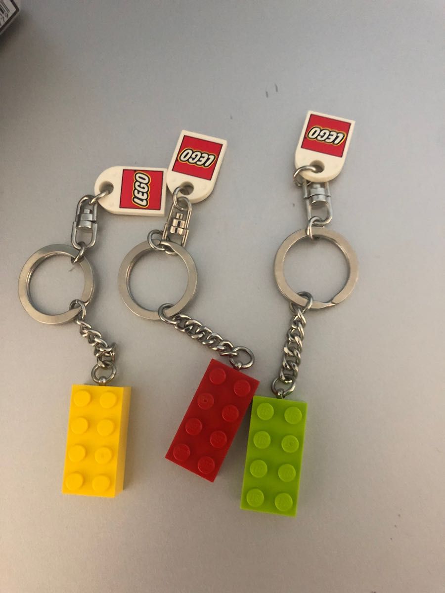 LEGOブロック キーリング 2x4 レッド、グリーン、イエロー 計3個セット　レゴ キーホルダー