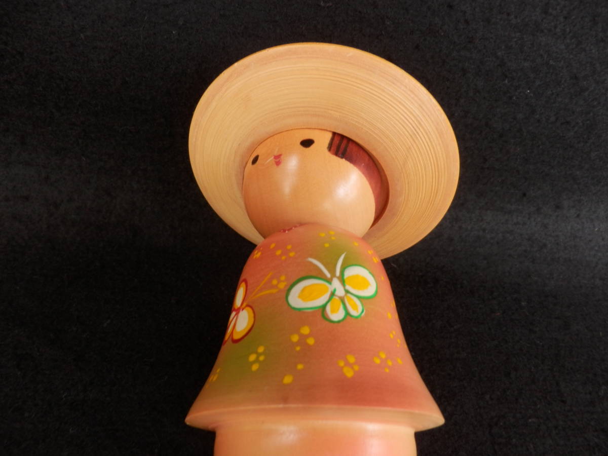 こけし/正楽/創作こけし/麦わら帽子/おかっぱ/女の子/蝶々/郷土玩具/郷土人形/伝統工芸　Vintage Wooden Japanese Sosaku Kokeshi Doll_画像9