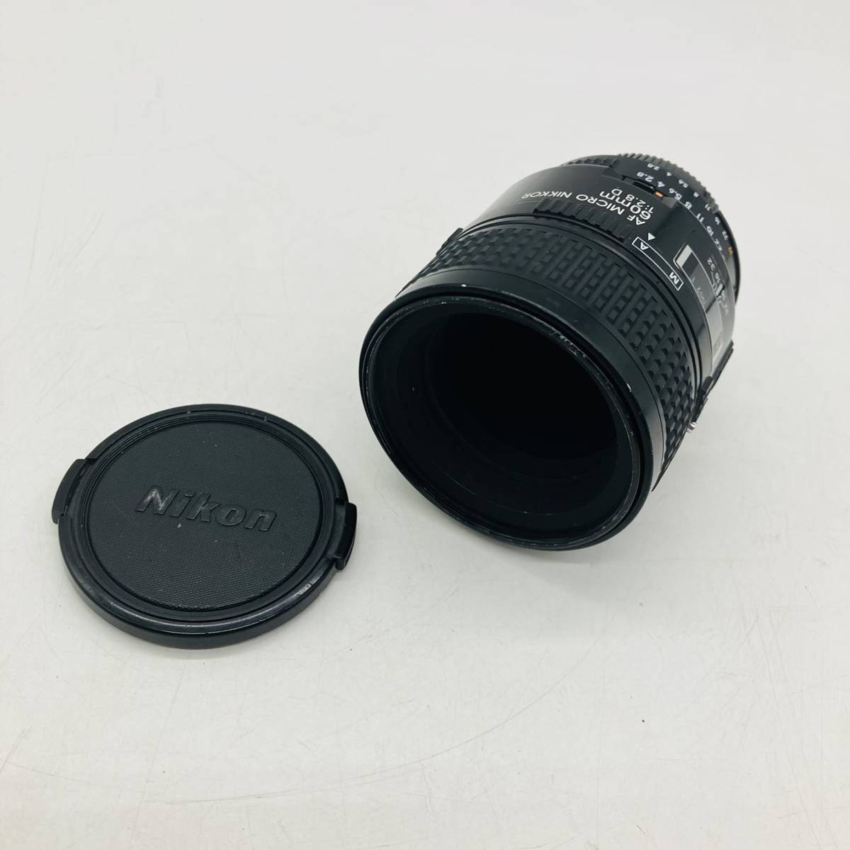 人気カラーの AF D 1:2.8 60mm NIKKOR MICRO ニコン