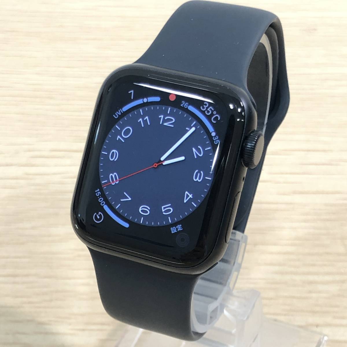 美品 Apple Watch SE 第2世代 GPSモデル 40mm MNJT3J/A ＊バンドS欠品