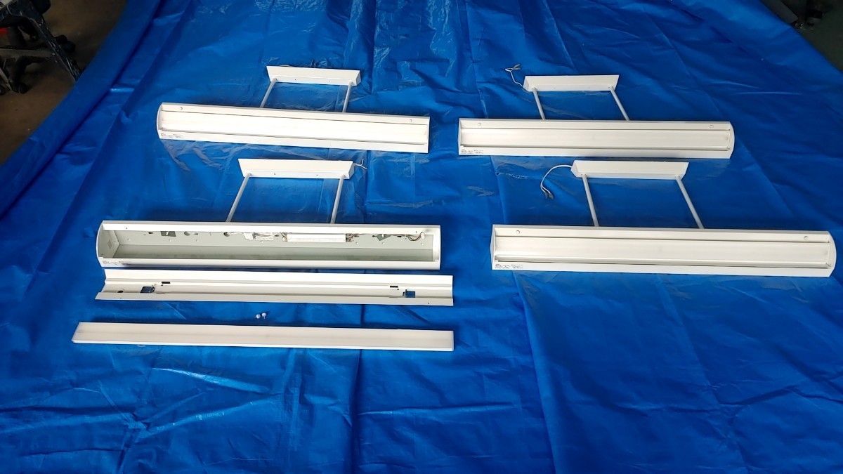 殿堂 LEEM-40323N-PS 4セット 照明器具 LED 吊り下げ 新古品! LEET-41401-LS9 蛍光灯 DIY お部屋 お店 リフォーム 室内 PW-430 LEK-450016A10 スポットライト 殿堂 LEEM-40323N-PS 4セット 照明器具 LED 吊り下げ 新古品! LEET-41401-LS9 蛍光灯 DIY お部屋 お店 リフォーム 室内 PW-430 LEK-450016A10 スポットライト
