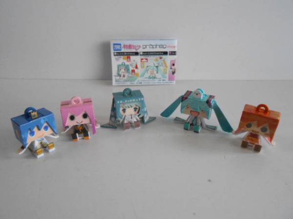 ★Jql27Czグラフィグマスコット4初音ミクコレクション2全5種ルカ♂TAKARATOMYARTS♀200円〓013936_c_画像1