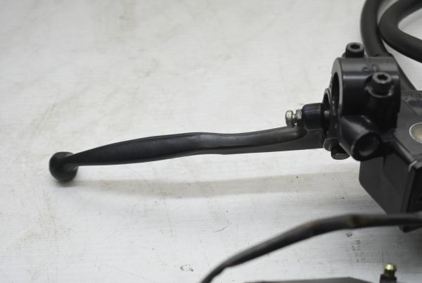 ヤマハ TZR250 1KT フロントブレーキ マスター キャリパー HA-61 ヤマハ TZR250 1KT フロントブレーキ マスター キャリパー HA-61