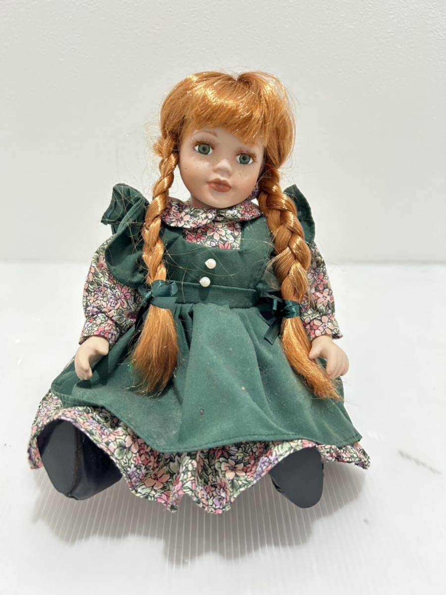 D (810d5) Энн из зеленых фронтовых музыкальных фарфоровых кукол кукла рыжеволоса