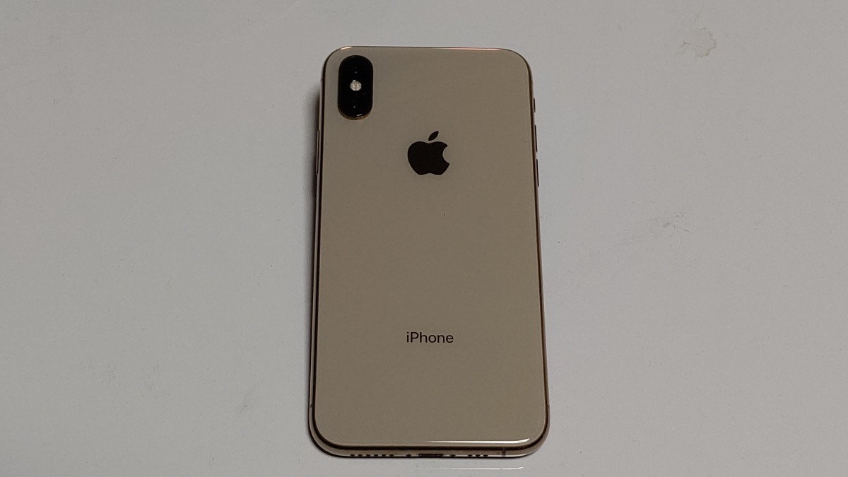 スペシャルオファ iPhone Xs 256GB SIMロック解除 済み（AU) ゴールド