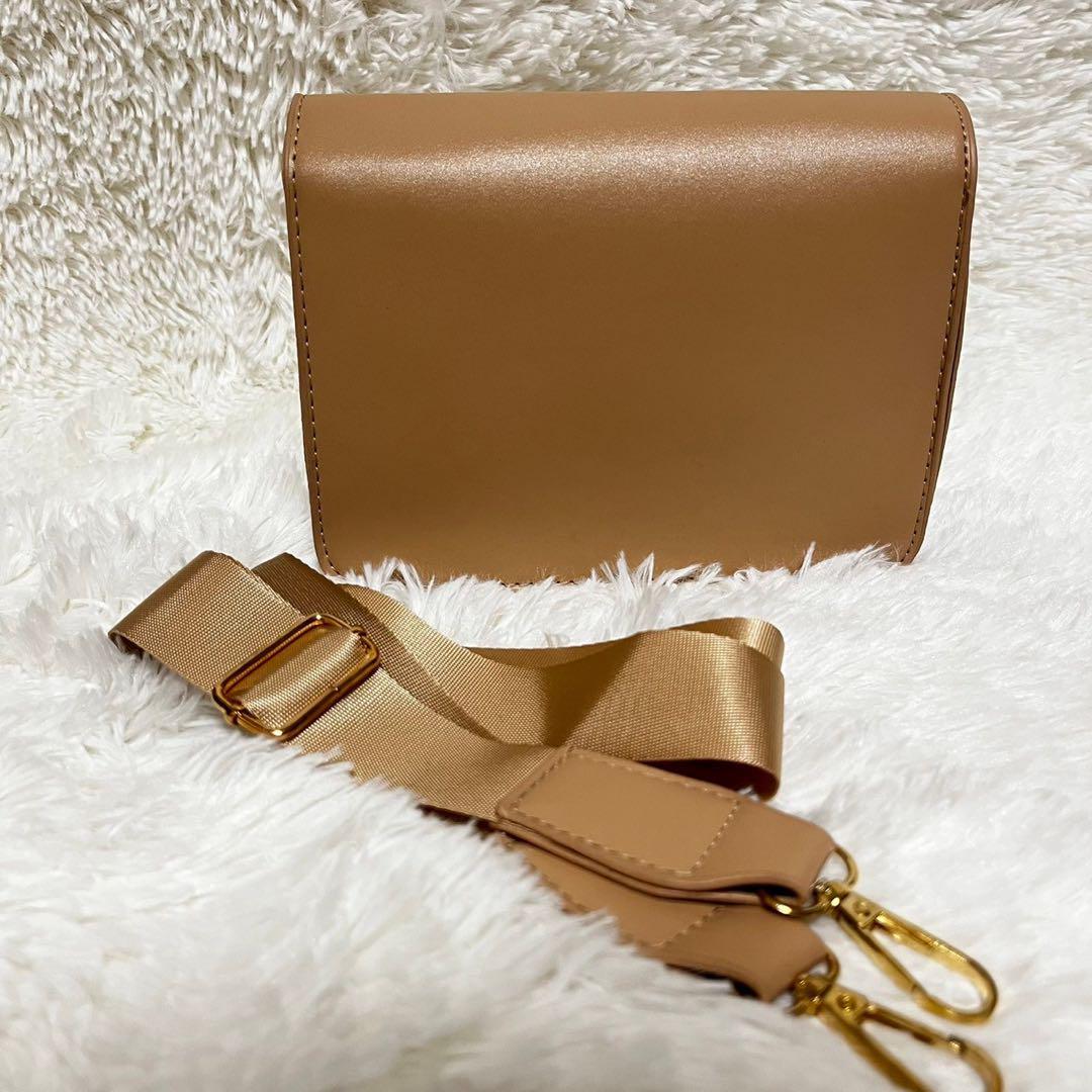 * new goods free shipping * square Mini flap bag Korea khaki [450]U818