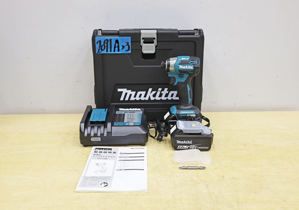 中古】 未使用 2091A23 makita TD173DRGX 充電式インパクトドライバー