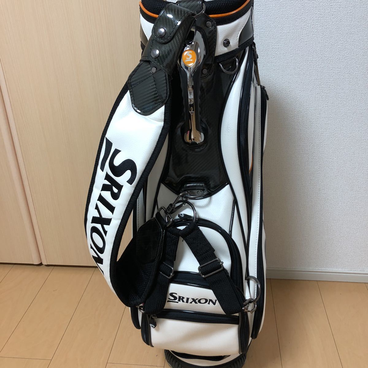 Srixon·琺瑯×合成革·3點專業模型球童包 原文:スリクソン・エナメル×合成皮革・3点式プロモデルキャディバッグ