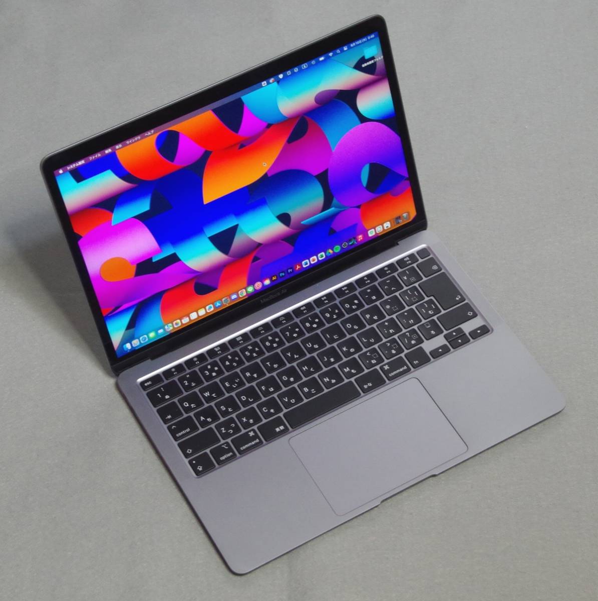 MacBook air 13インチ 2020 i5 512GB 充放電回数 51-