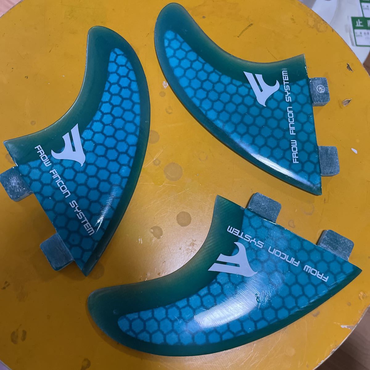 サーフボードフィン FCS FLOW FINCON SYSTEM 最上位グラス サーフボードフィン FCS FLOW FINCON SYSTEM 最上位グラス