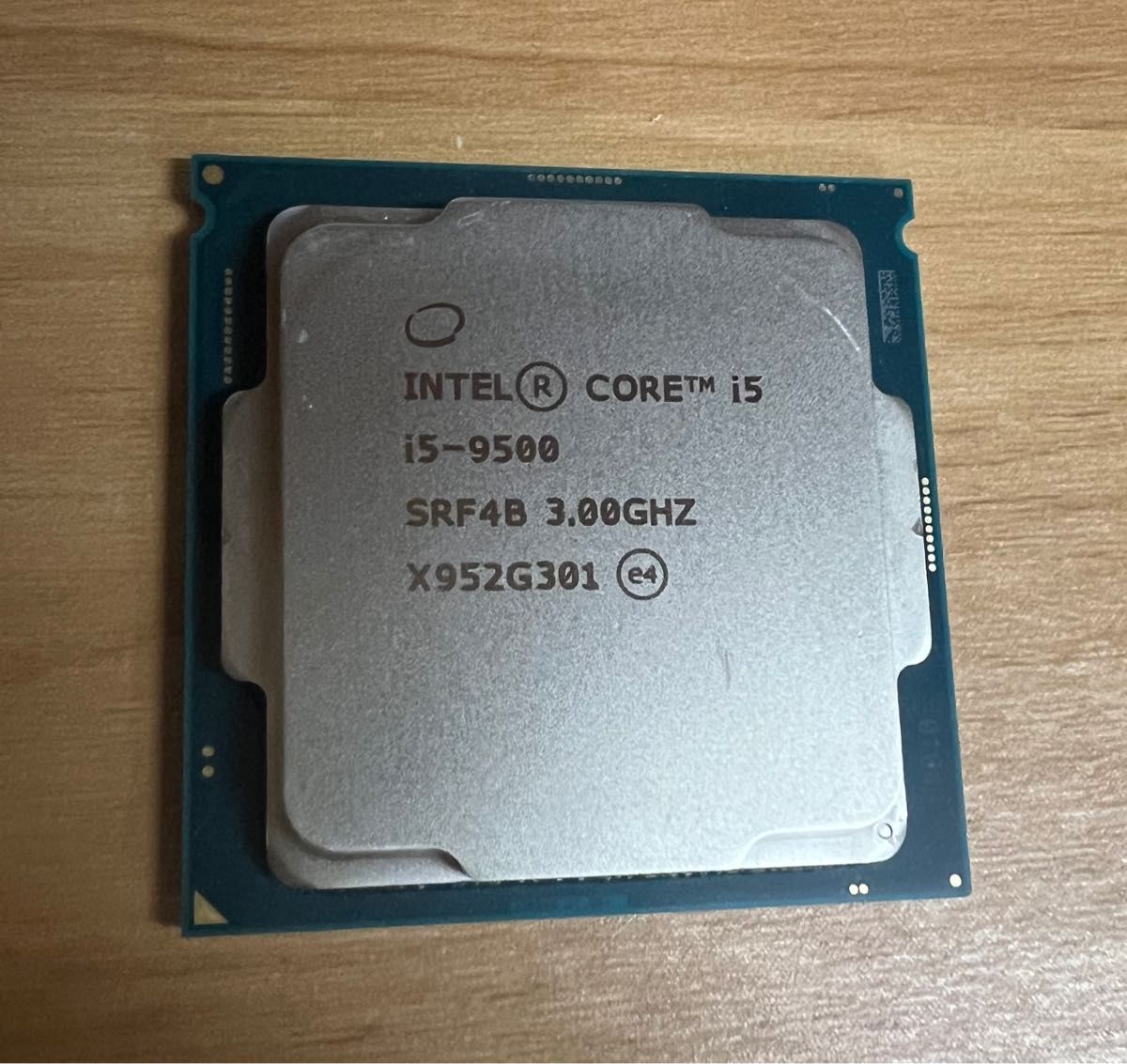CPU Intel Core i5 9500  動作確認済み 