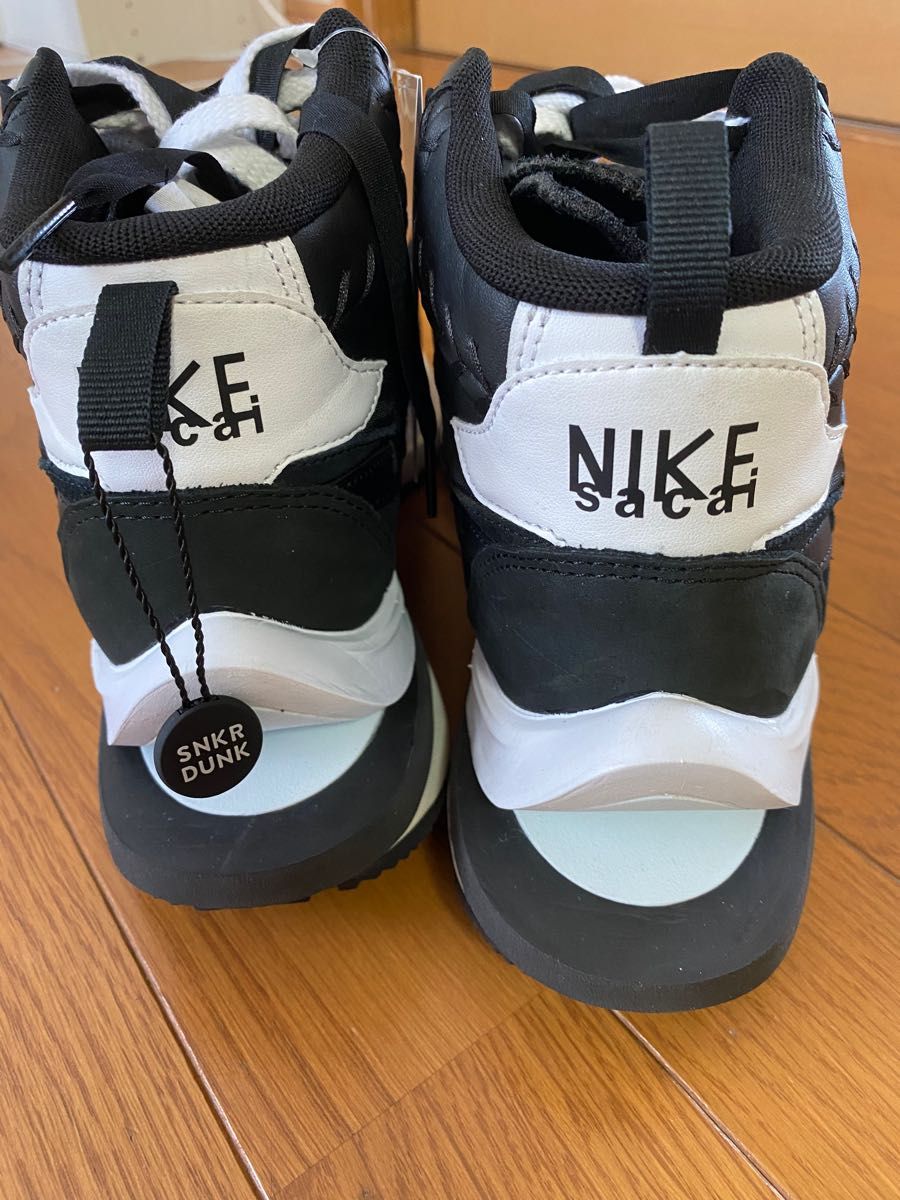 ジャンポール・ゴルチエ × サカイ × ナイキ ヴェイパー ワッフル ジャンポール・ゴルチエ × サカイ × ナイキ ヴェイパー ワッフル
