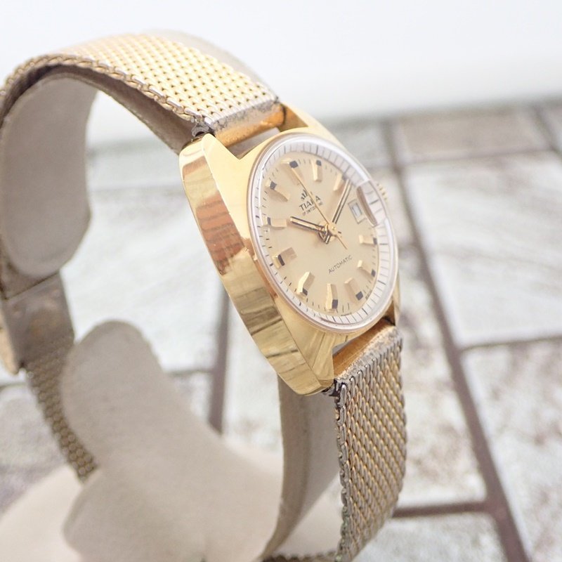 ティアラ TIARA OF SWITZERLAND 11232 手巻き デイト 23mm レディース 腕時計 アンティーク 稼働品の画像4