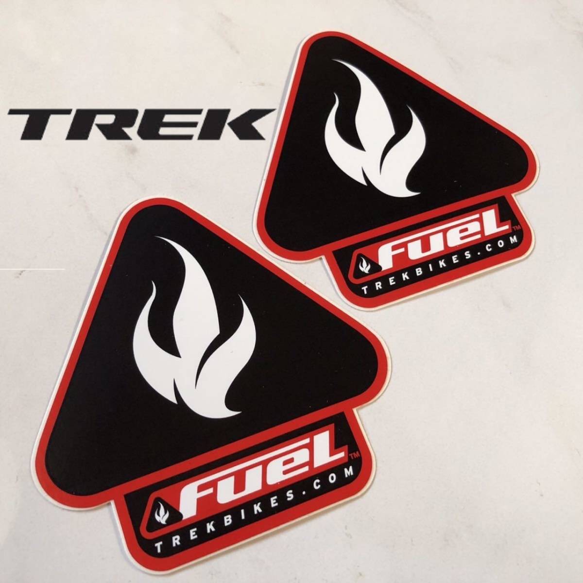 【正規品】TREK☆トレック☆FUEL☆2枚1セット☆フューエル ☆ステッカー☆非売品☆_画像1