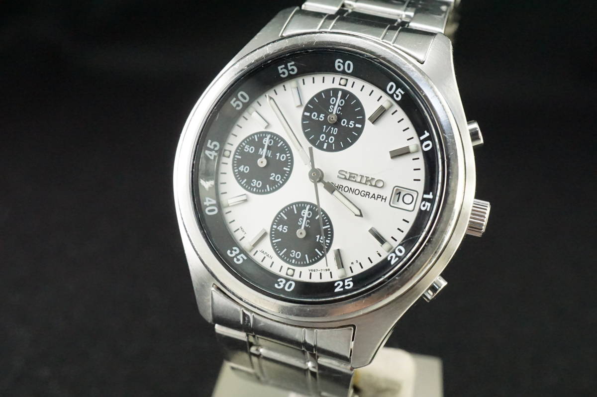 入荷中 【P6/20-35 AE02】☆SEIKO/セイコー クロノグラフ V657-7100