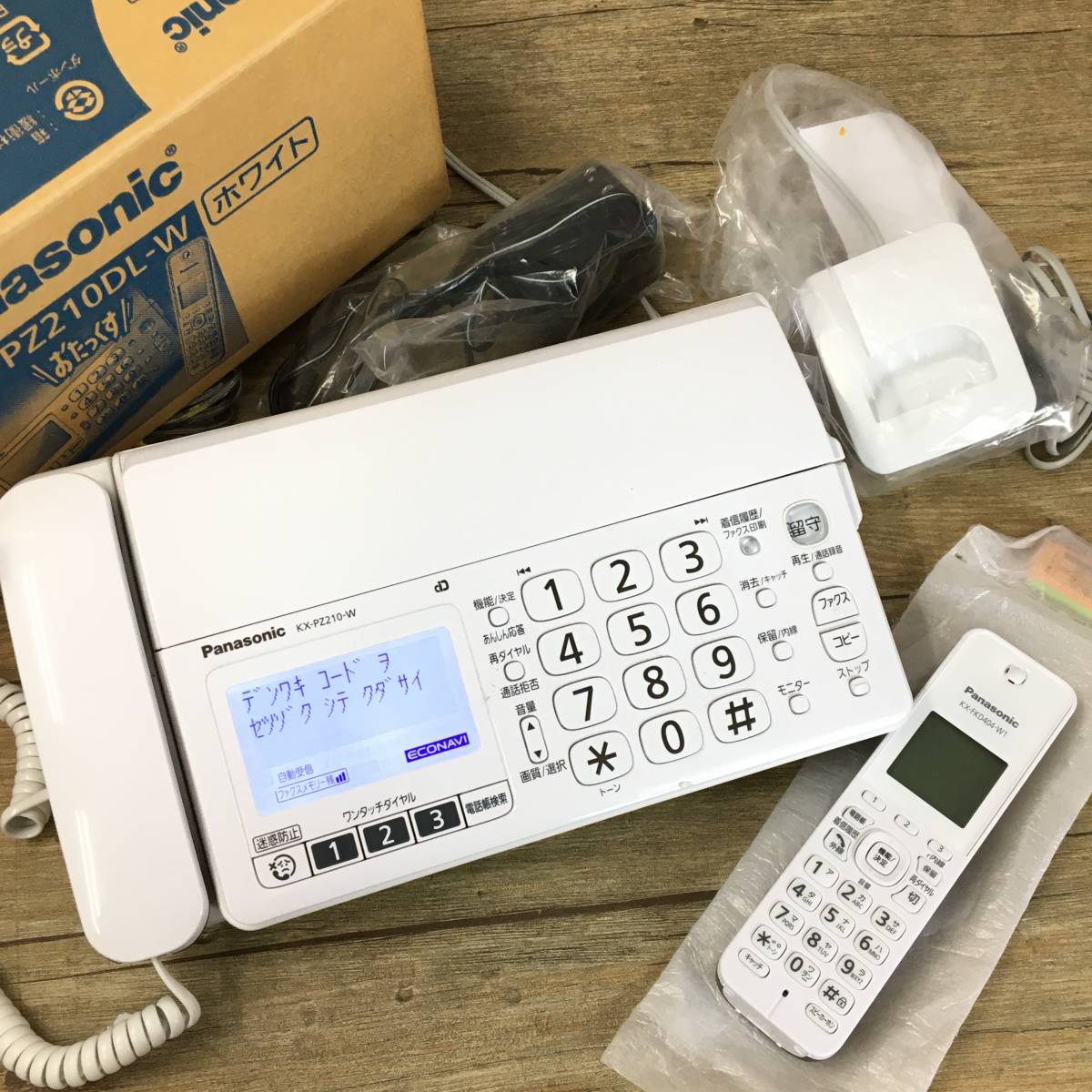 新品】パナソニック おたっくす FAX電話機 子機付 KX-PZ210DL-W-