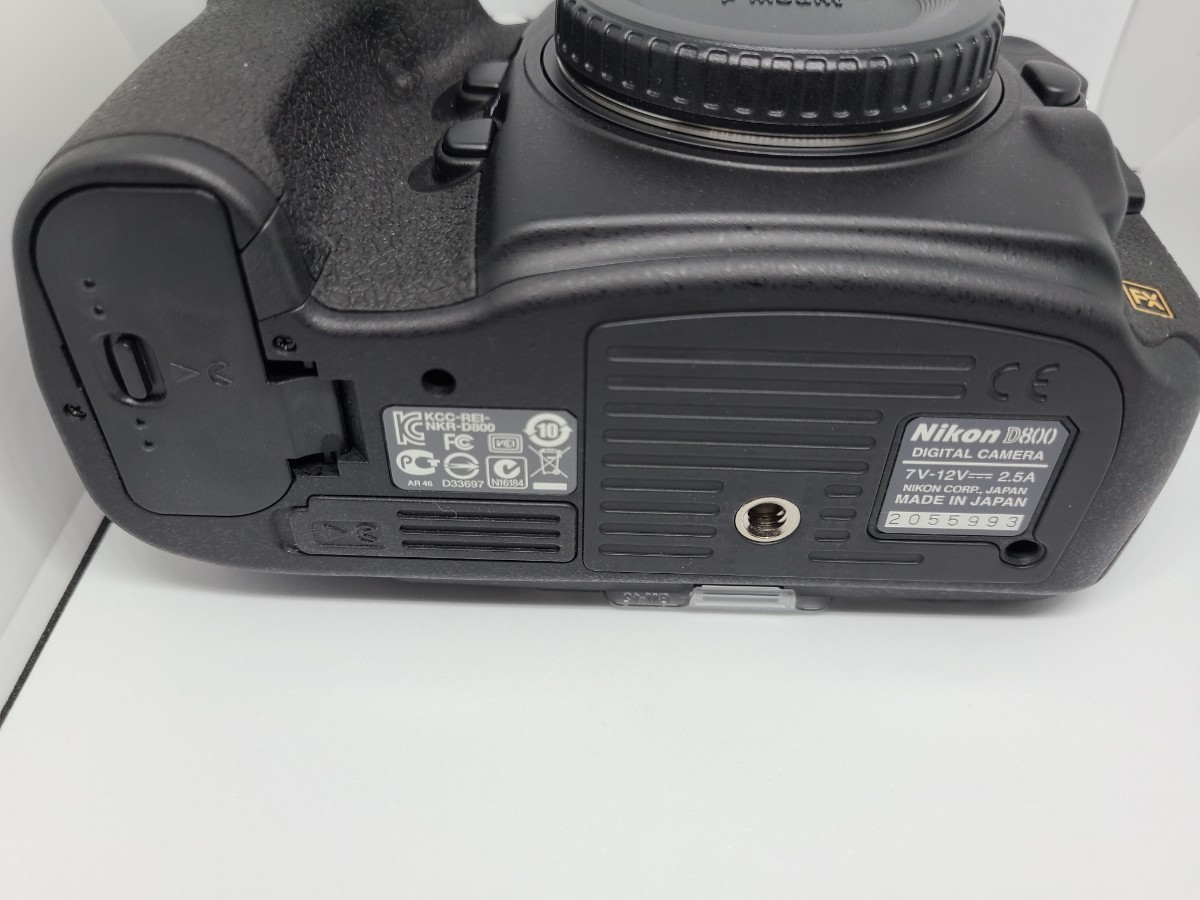 ほぼ未使用 Nikon D800 ボディ シャッター回数215回_画像7