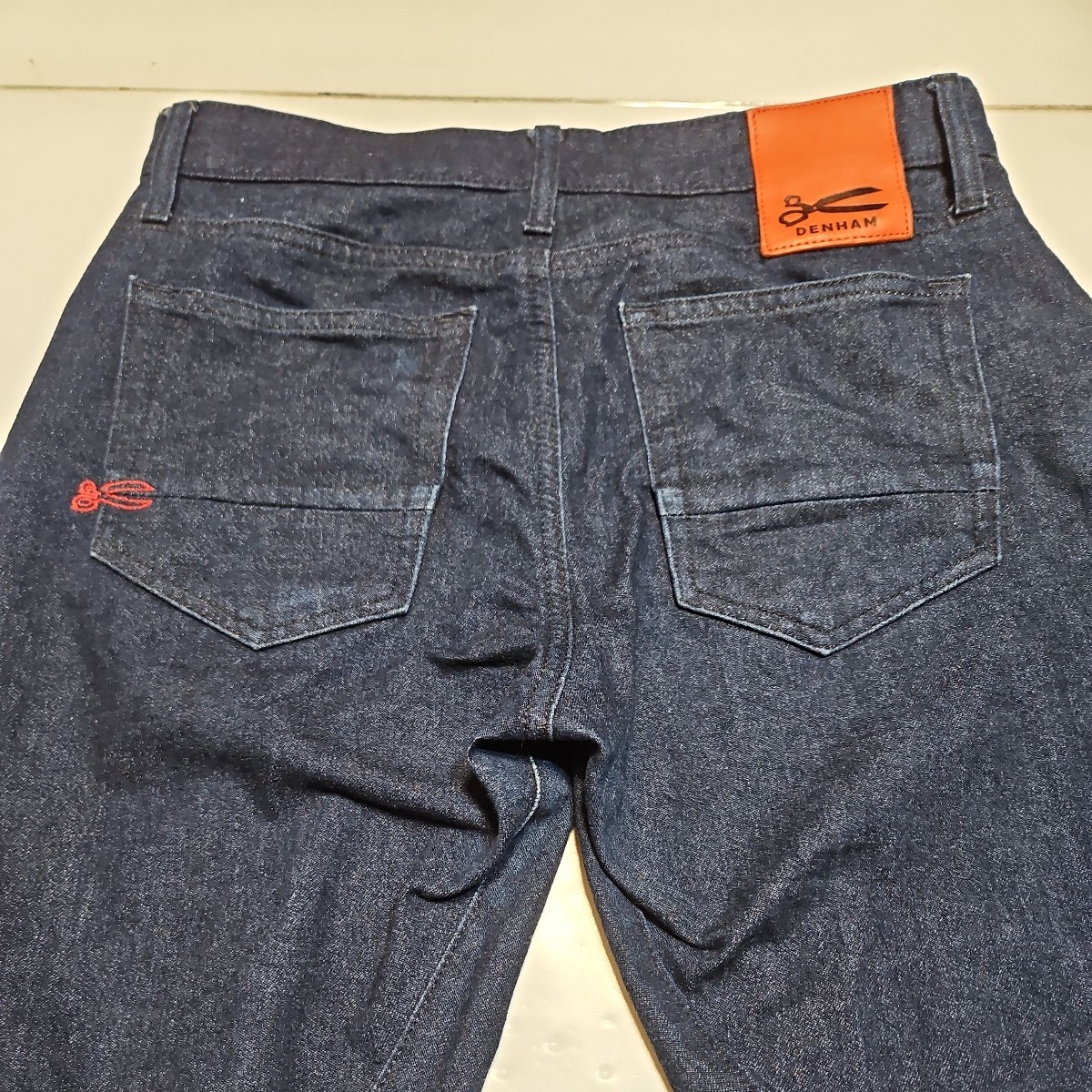 DENHAM デンハム FUSION テーパードデニム ジーンズ DENHAM デンハム FUSION テーパードデニム ジーンズ