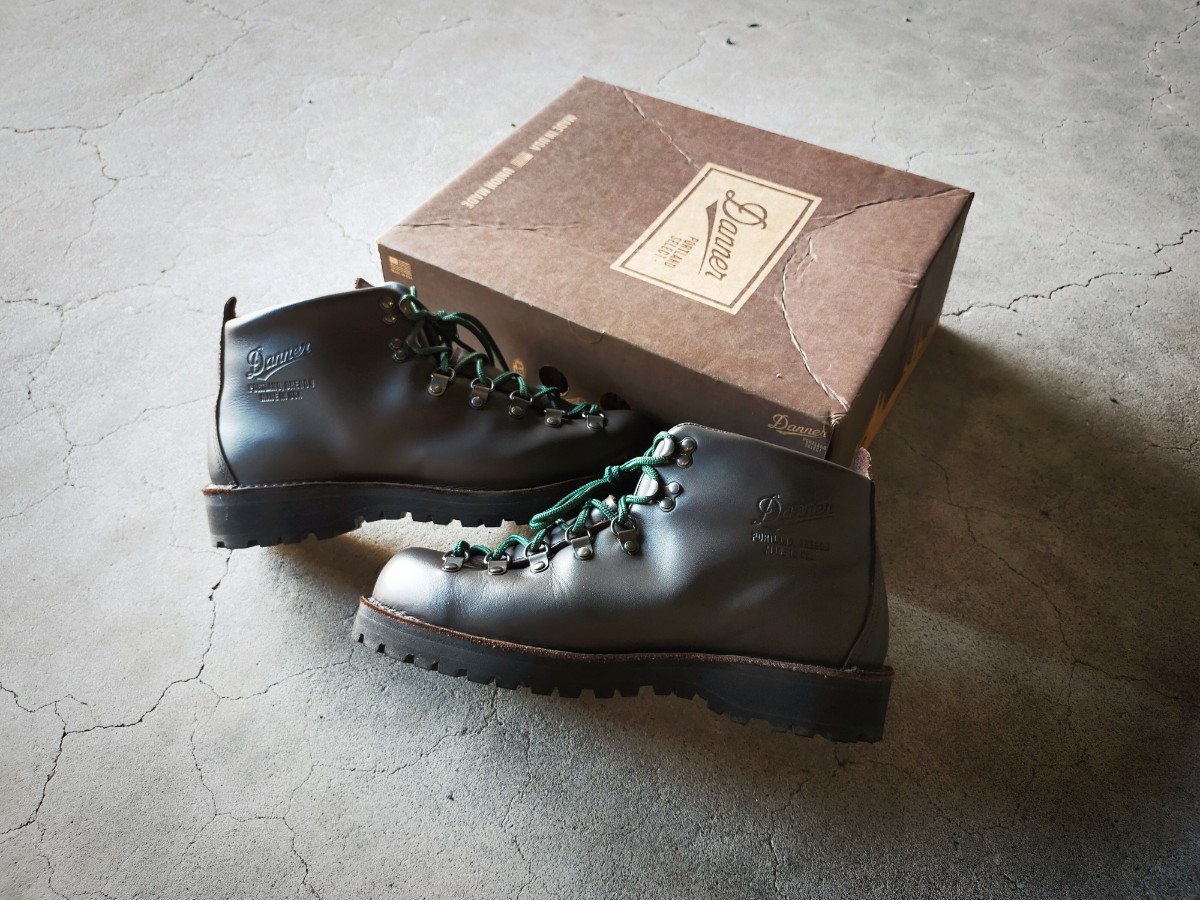 使い勝手の良い LT MOUNTAIN USA製【極美品】DANNER 2 VANCOUVER