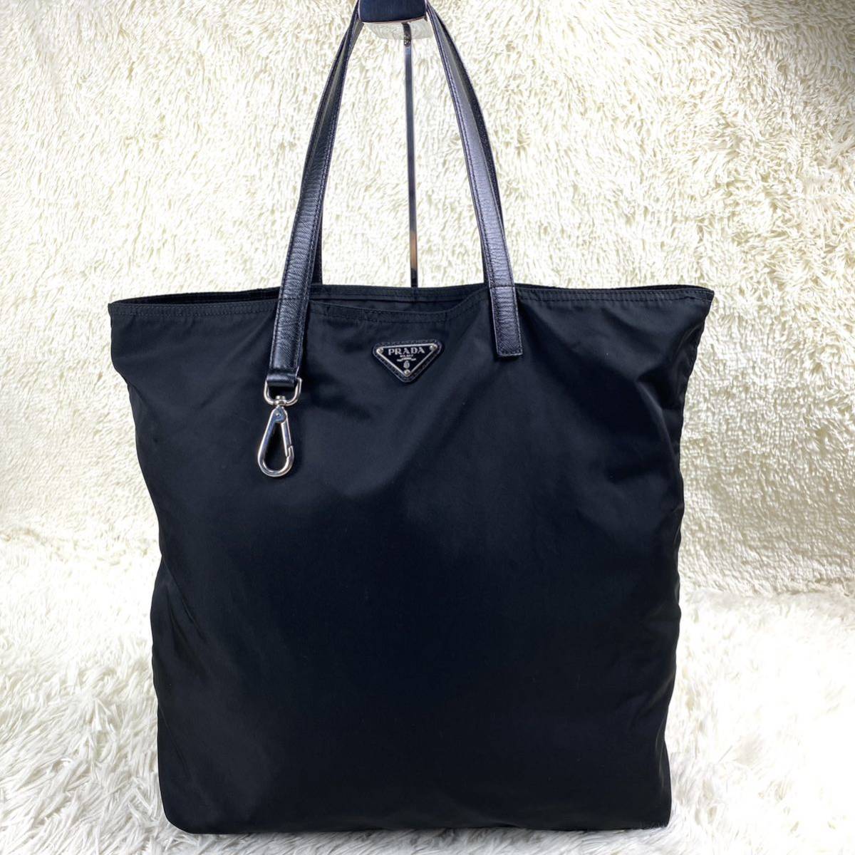 美品 プラダ トートバッグ 三角ロゴ ナイロン 大容量 A4収納 肩掛け可 黒-