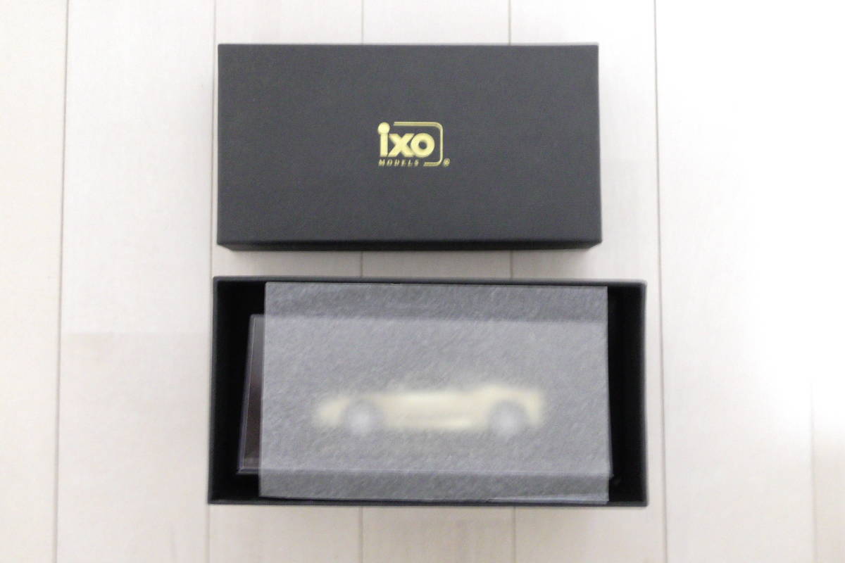  очень редкий не использовался бесплатная доставка 1/43 iXO Ixo Ferrari F430 Gold Limited Edition