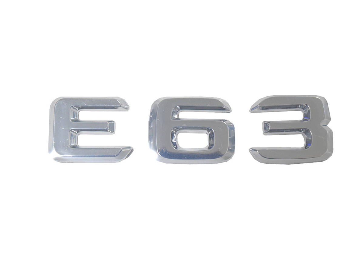 メルセデスベンツ Eクラス E63 リア エンブレム クローム 平型 ベンツ Benz 外装 ロゴ パーツ 社外品_画像1