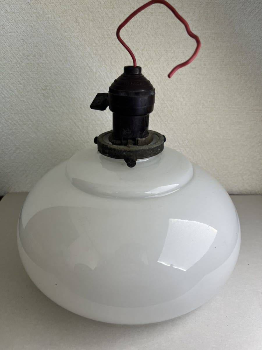 動作未確認 大正ロマン 直径21 乳白色ランプ 電傘 ランプシェード 照明器具 ガラスシェード 乳白色 ビンテージ レトロ ライト 古民家 diy