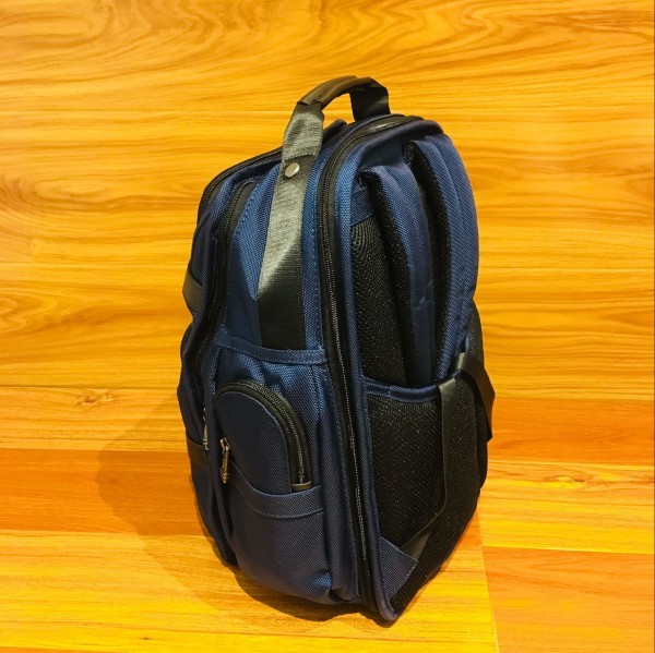 熱門美品★Tumi Bag TUMI Alpha 2“T-Pass商務艙·簡約包/背包（Luc）26578 D 2 Navy 原文:人気美品★トゥミ バッグ TUMIアルファ２”T-Pass ビジネス・クラス・ブリーフパック /バックパック（リュック）26578 D2　ネイビー