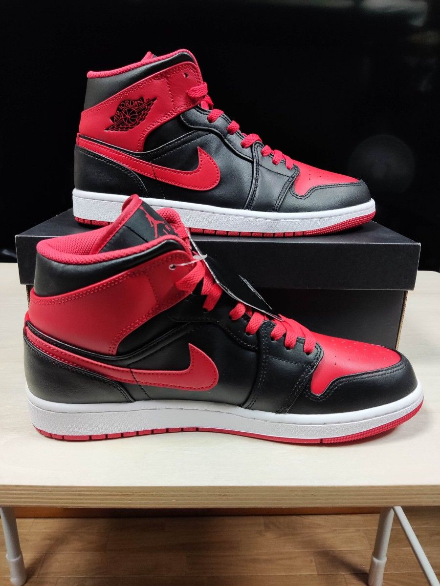 新品・未使用】Nike Air Jordan 1 Mid 