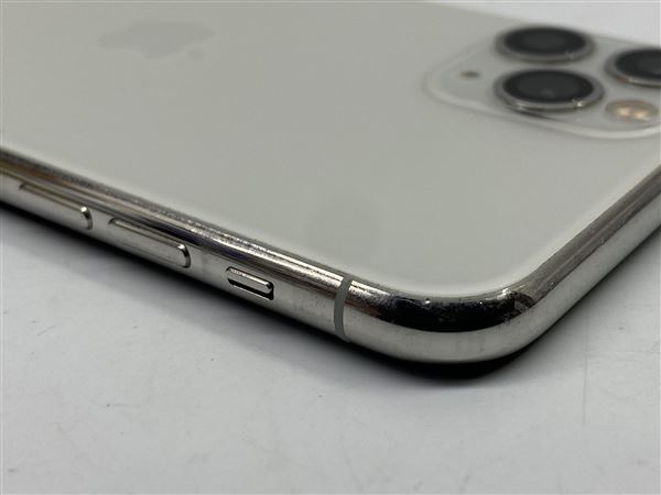 店舗良い iPhone11 Pro[64GB] シルバー【安心保証】 docomo SIMロック