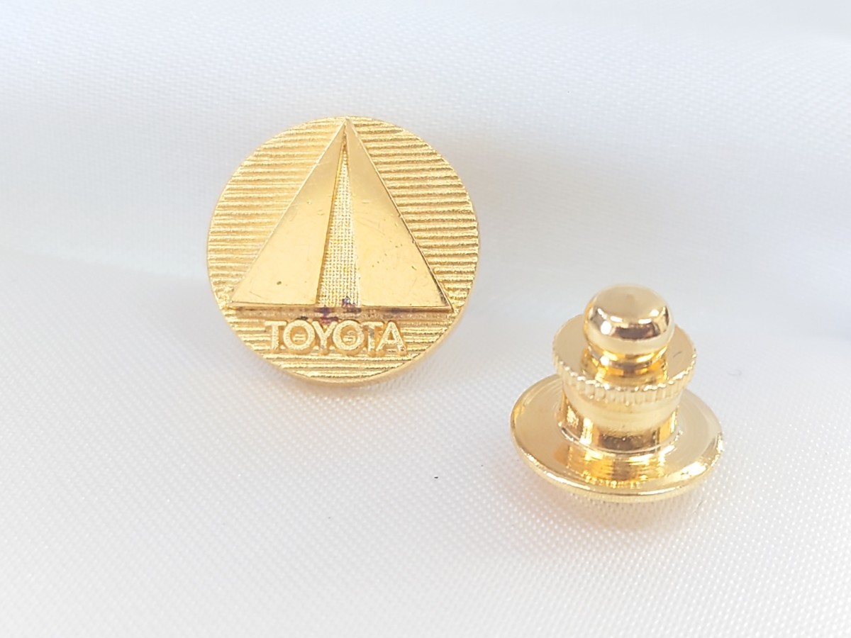 Yahoo!オークション - TOYOTA アクセサリー ピンバッチ トヨタ Yahoo!オークション - TOYOTA アクセサリー ピンバッチ トヨタ