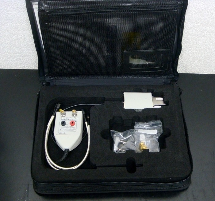 正常動作品】Tektronix P7350SMA 5.0GHz SMA入力差動プローブ-