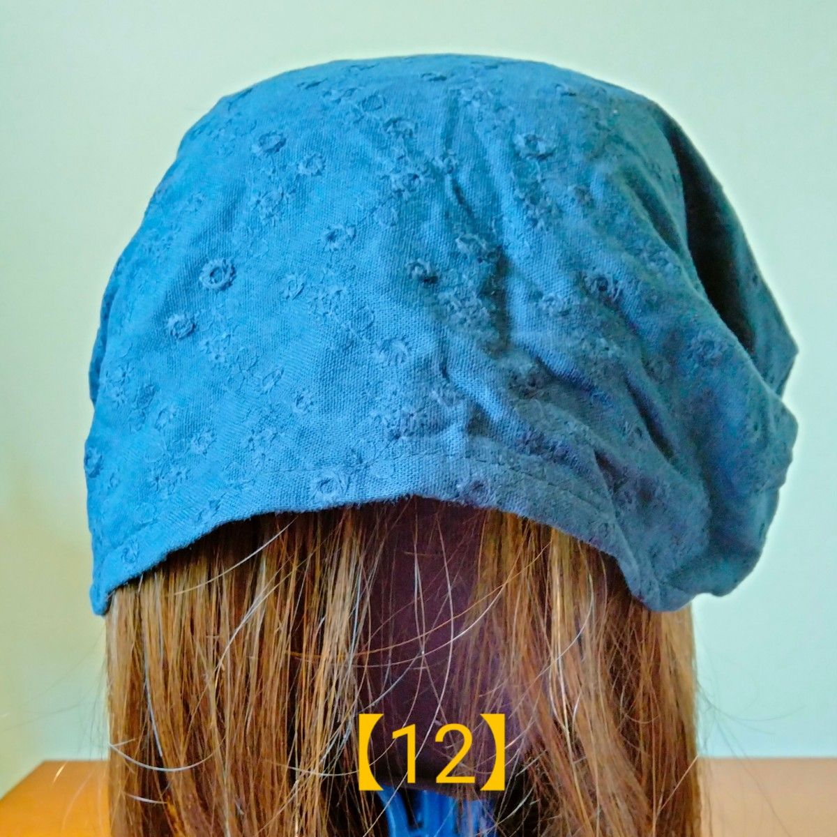 【12】医療帽子　ケア帽子　バンダナキャップ〈ネイビー刺繍柄ダブルガーゼ〉
