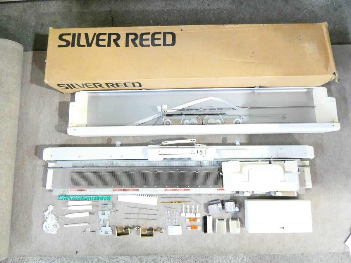 □ジャンク SILVER REED シルバーリード 編機/編み機 SK-280 手芸