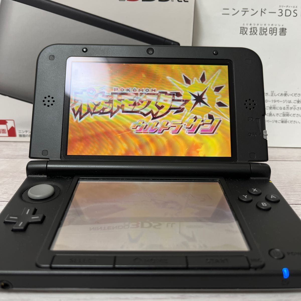 ニンテンドー3DS LL 動作確認済み Nintendo 3DS LL シルバー×ブラック