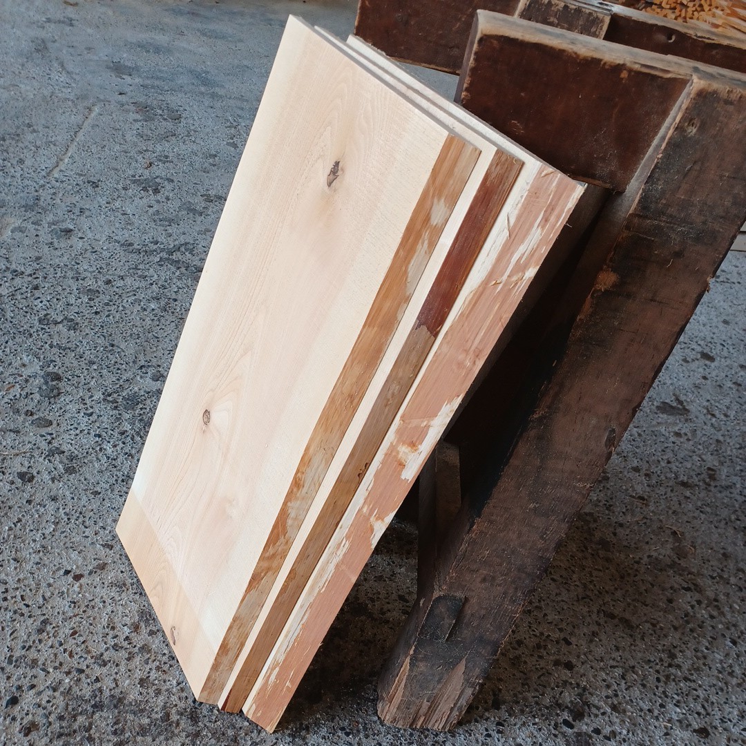 C-1442　 国産ひのき 　耳付節板 　3枚セット　テーブル 　カウンター　 看板 　一枚板　 桧　 檜　無垢材　 DIY