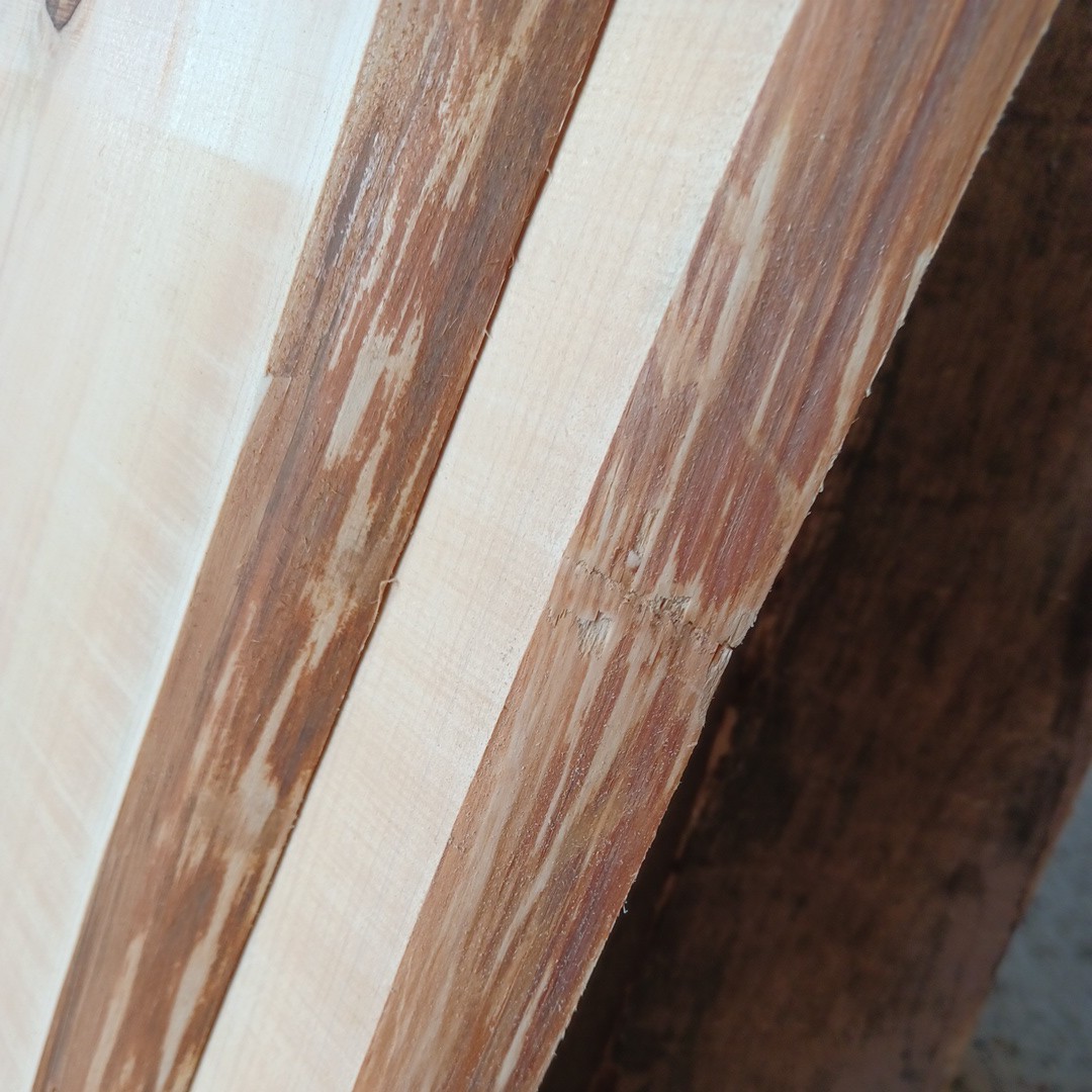 C-1468　 国産ひのき 　耳付節板 　2枚セット　テーブル 　棚板　 看板 　一枚板　 桧　 檜　無垢材　 DIY_画像3