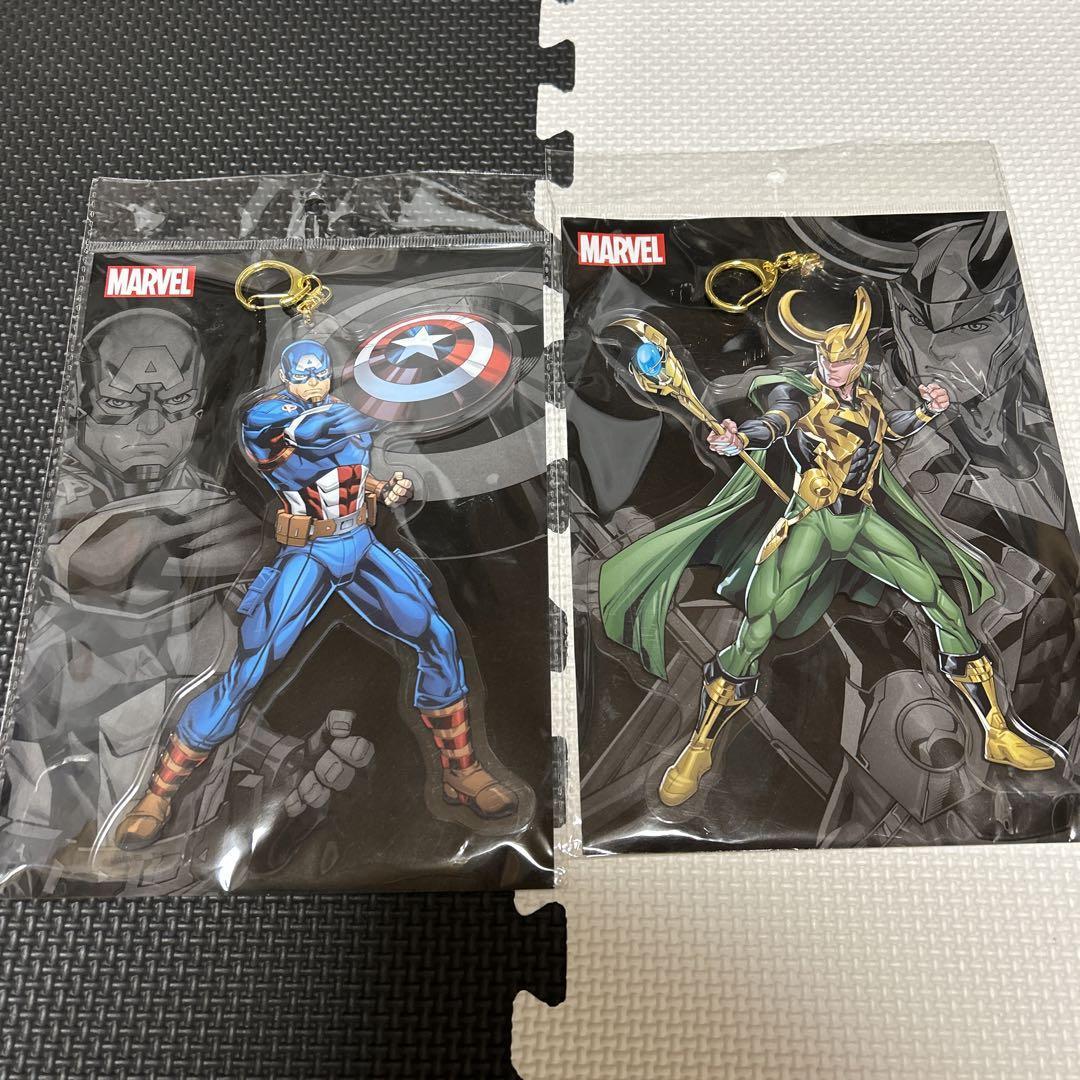 MARVEL キャプテンアメリカ　ロキ　特大アクリルキーホルダー　新品2個セット_画像1