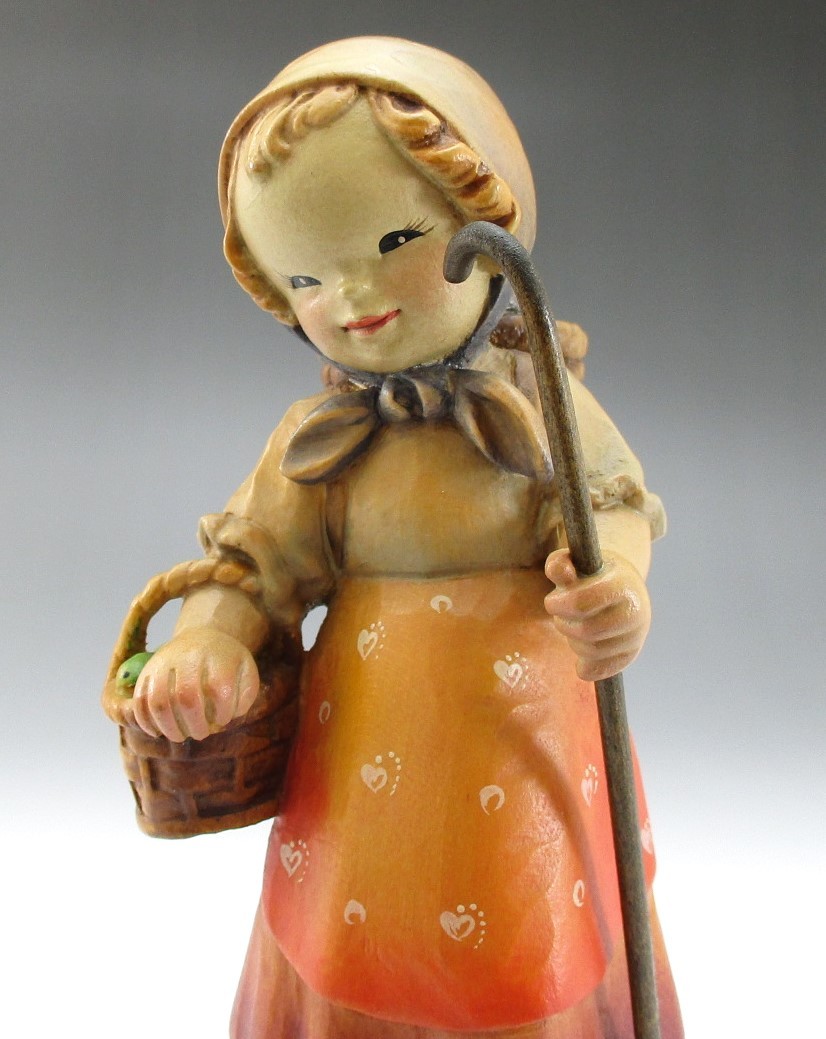 木彫り アンリ人形 籠を背負う少女 FERRANDIZ（ホアン-フェランディス