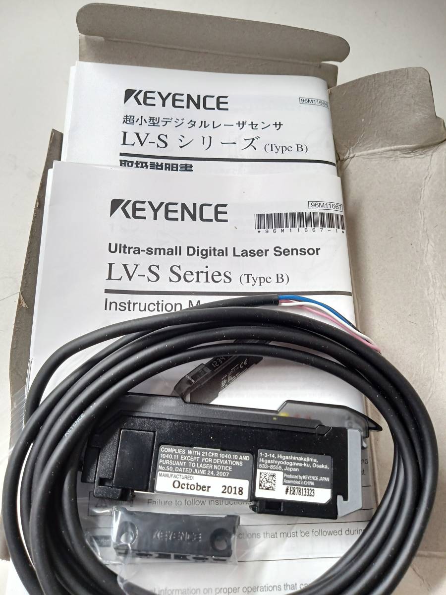 KEYENCE LV-11SB 超小型デジタルレーザセンサ アンプユニット 未使用　箱入り_画像1