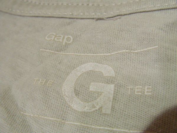 ssy2321 GAP ギャップ 半袖 Tシャツ ライトグレー ■ フロントプリント ■ Vネック カジュアル 綿混素材 Sサイズ_画像8
