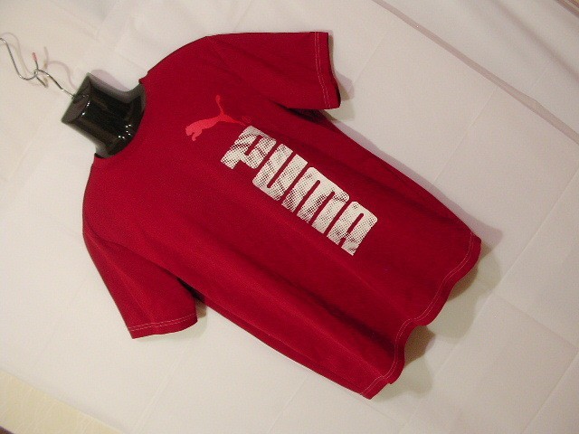 ssy4155 PUMA プーマ メンズ 半袖 ドライTシャツ ダークレッド ■ ロゴプリント ■ ロゴ刺繍 クルーネック サイズO チェスト98-102cm_画像1