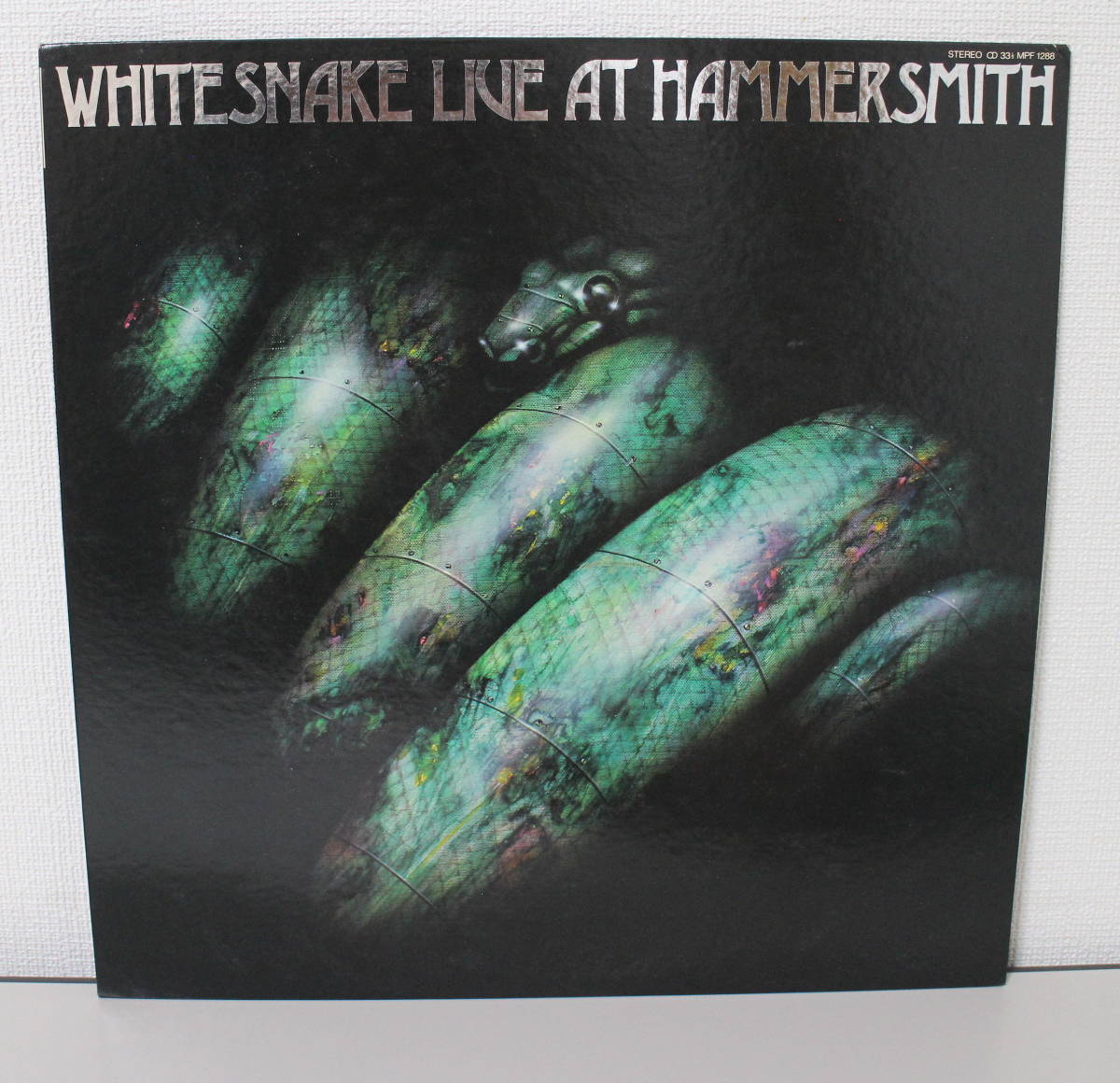 国内盤 LP WHITESNAKE　ホワイトスネイク　/ ライヴ・アット・ハマースミス 中古美品_画像2