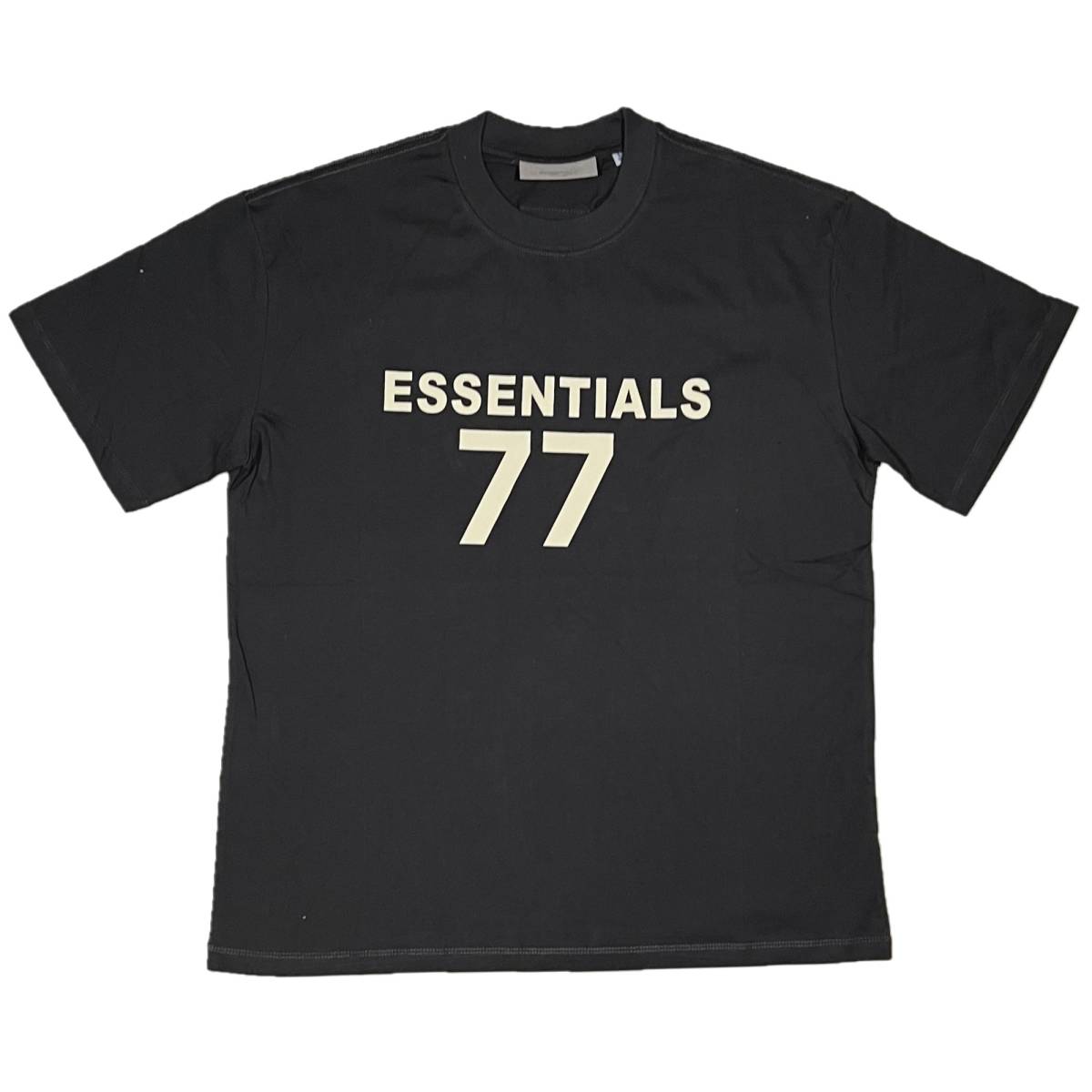 [並行輸入品] FEAR OF GOD FOG ESSETIALS エッセンシャルズ 77 フロントロゴ 半袖 Tシャツ (ブラック) (S)