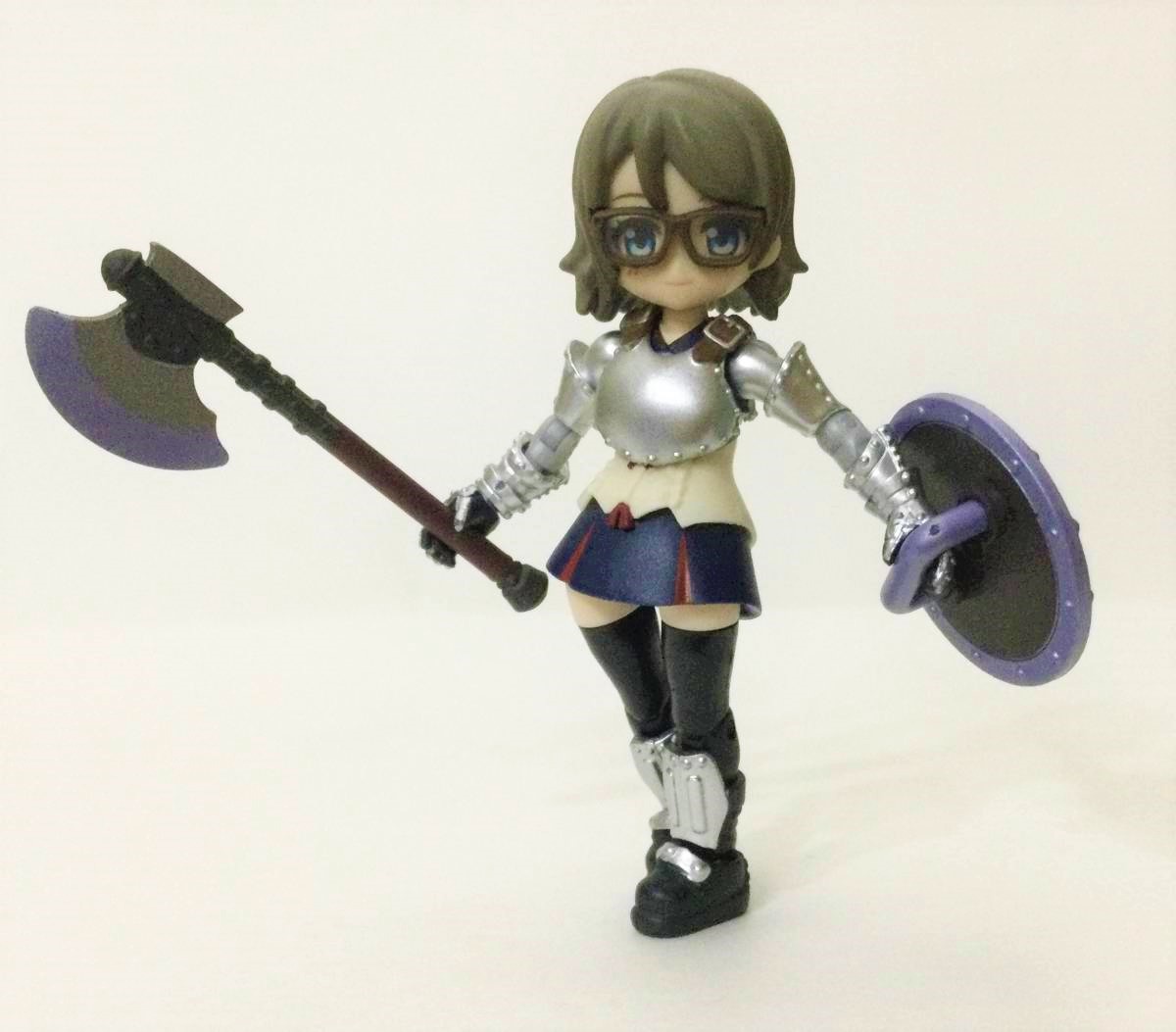 ガシャポンクエスト オンライン版 勇者の娘 (私服) 白銀の鎧 ガシャポンクエスト オンライン版 勇者の娘 (私服) 白銀の鎧