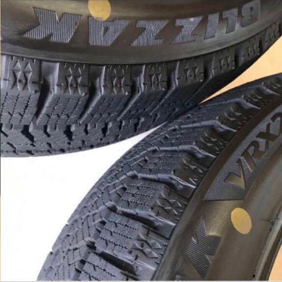 □新品同様□ブリジストン BRIDGESTONE『ブリザック BLIZZAK VRX2』215