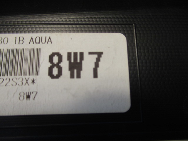 アクア AQUA(MXPK10/MXPK11) 純正サイドスポイラー ロッカーパネル 右側 ブルー(8W7) 75850-52080_画像6