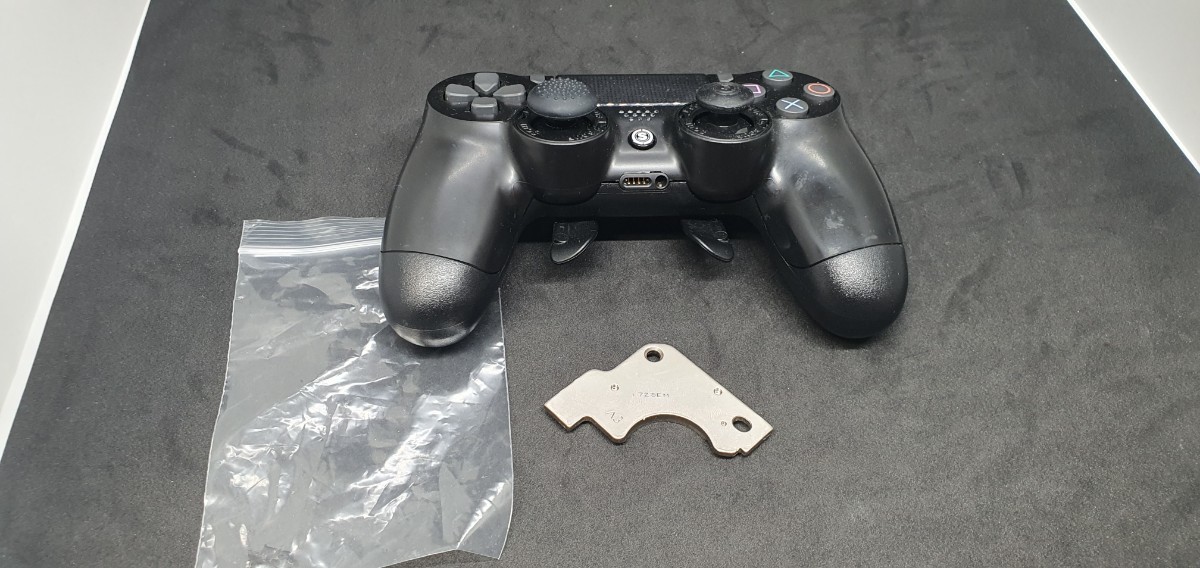 scuf infinity pro ps4　背面ボタン　背面トリガー　ワイヤレスコントローラー コントローラー 分解清掃　動作確認済み_画像2