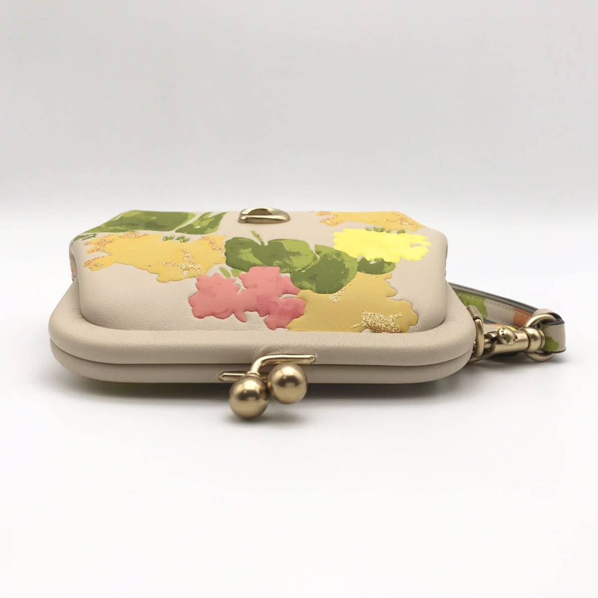 COACHコインケース 小銭入れ キスロックコインケース がま口 花・野菜柄 COACH コインケース 大人気 キスロック コインパース フローラル